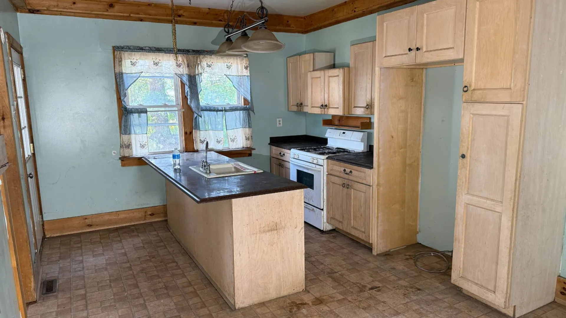 Property at 528 Midler S Ave, Syracuse, NY 13206 11