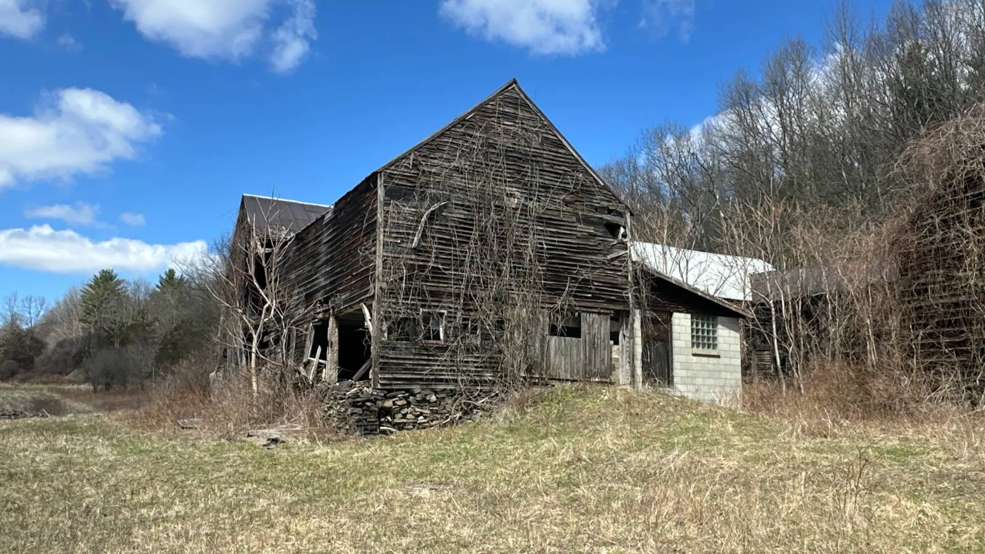 Property at 002WP Reservoir Rd, New Baltimore, NY 12192 2
