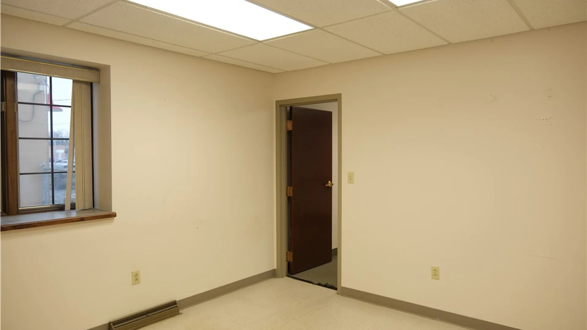 Property at 4085 Seneca Street, West Seneca, NY 14224 15