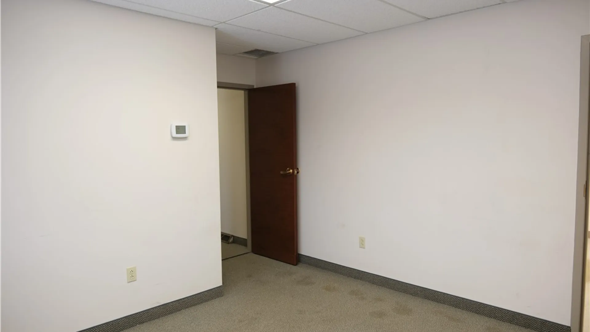 Property at 4085 Seneca Street, West Seneca, NY 14224 9