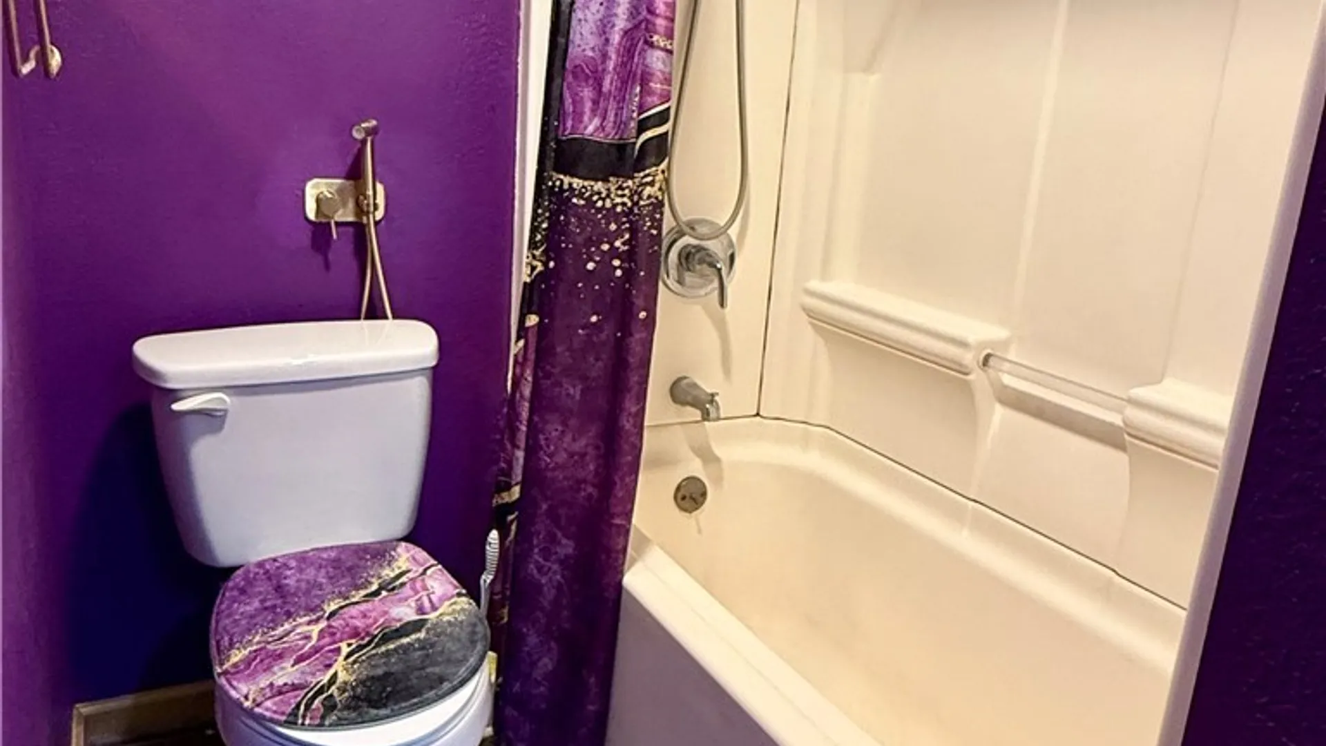 Property at 2 Mckinley Avenue, Batavia City, NY 14020 37