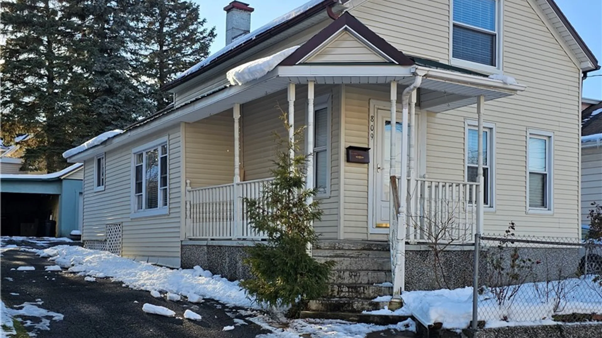 Property at 809 Mulberry Street, Utica, NY 13502 35