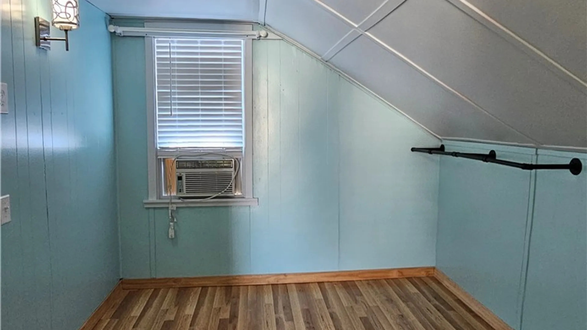 Property at 809 Mulberry Street, Utica, NY 13502 36