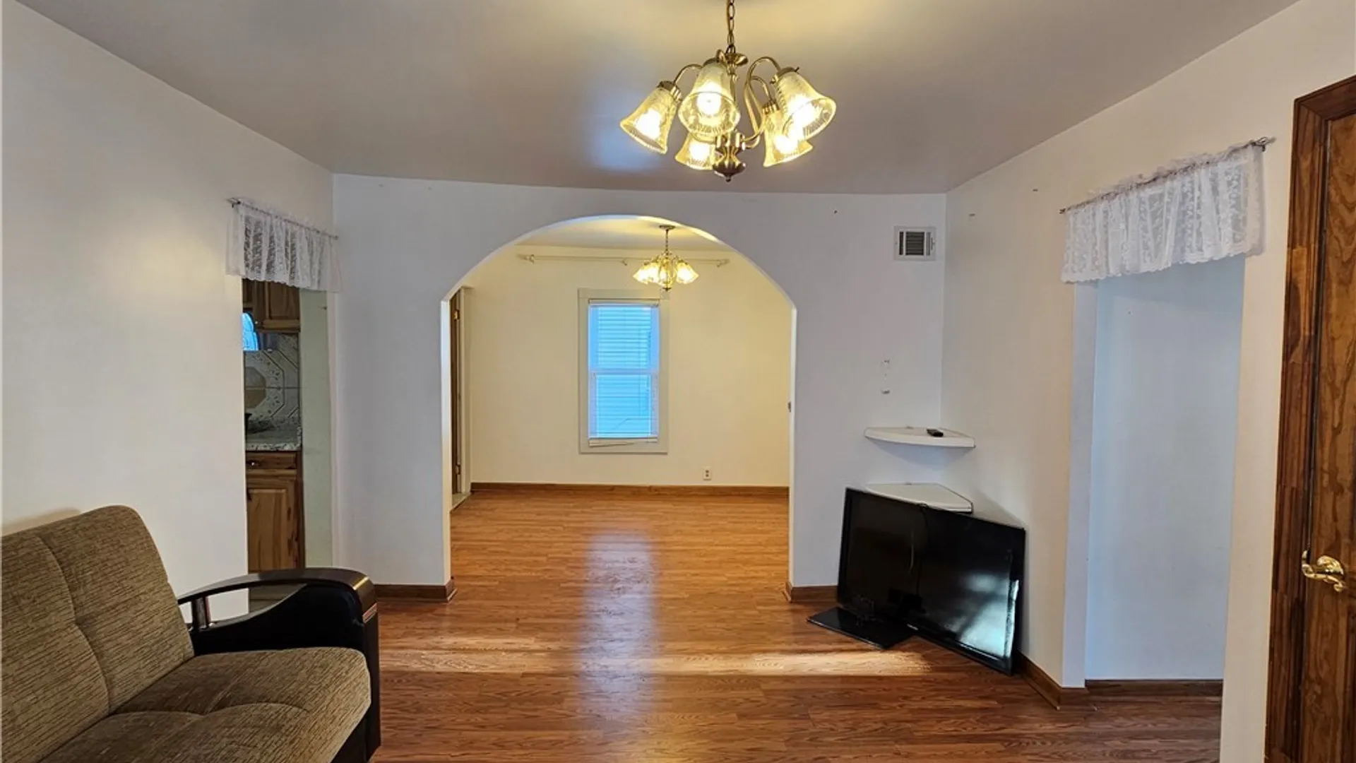Property at 809 Mulberry Street, Utica, NY 13502 5