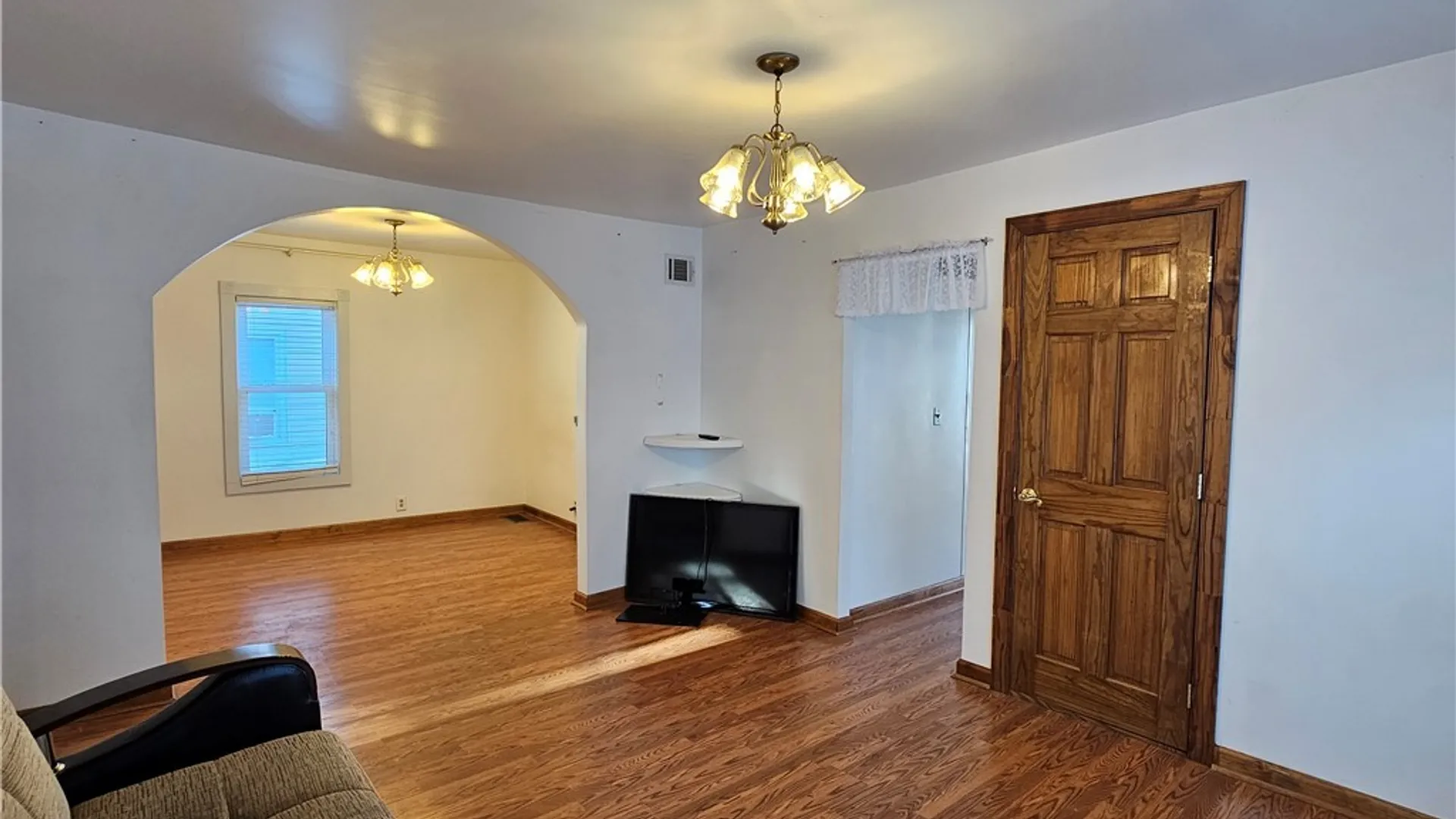 Property at 809 Mulberry Street, Utica, NY 13502 6