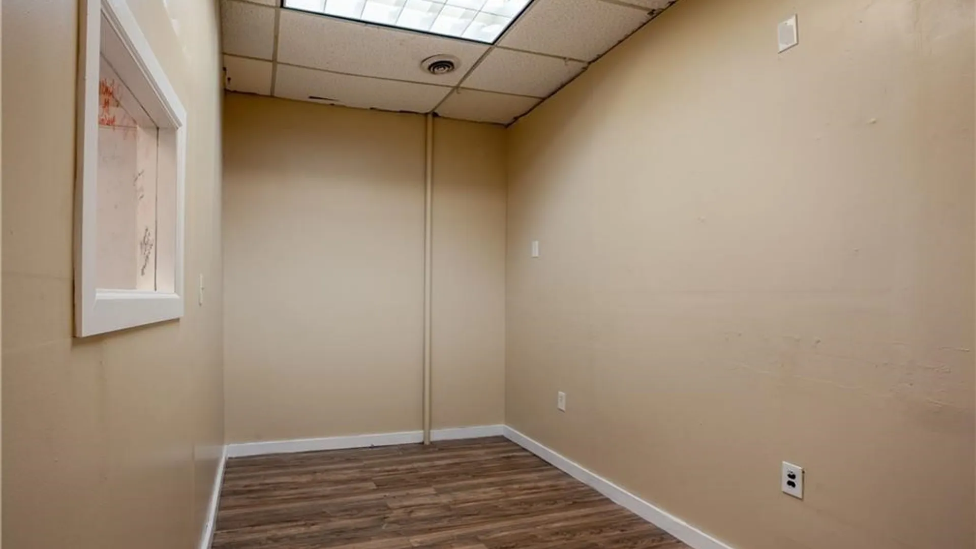 Property at 890 Clinton  (store front), Rochester, NY 14620 4