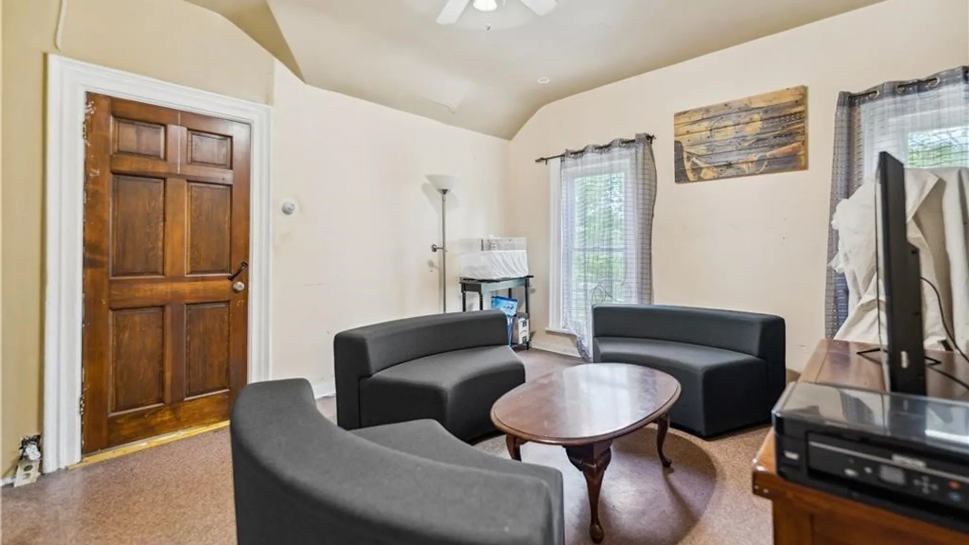 Property at 340 Rhode Island Street, Buffalo, NY 14213 5