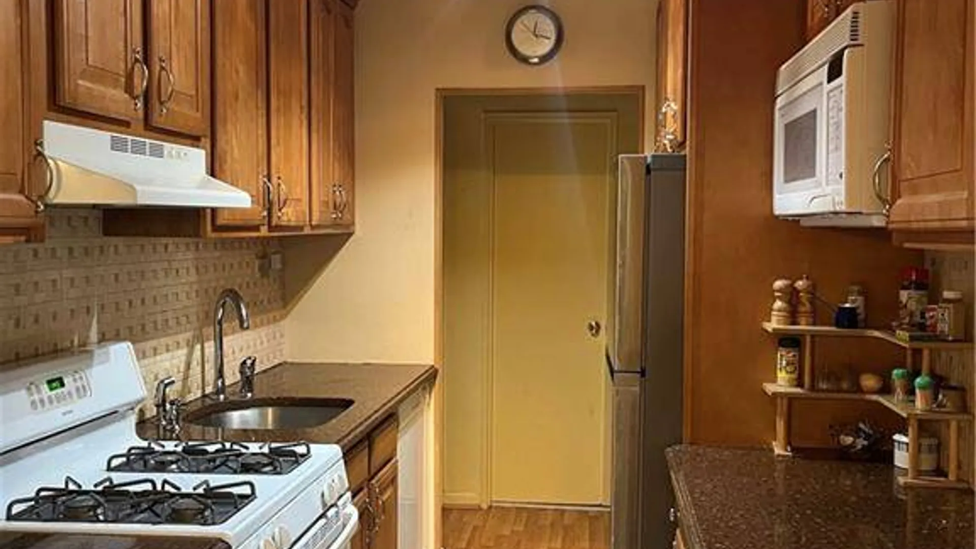 Property at 2626 HOMECREST AVE, BROOKLYN, NY 11235 5