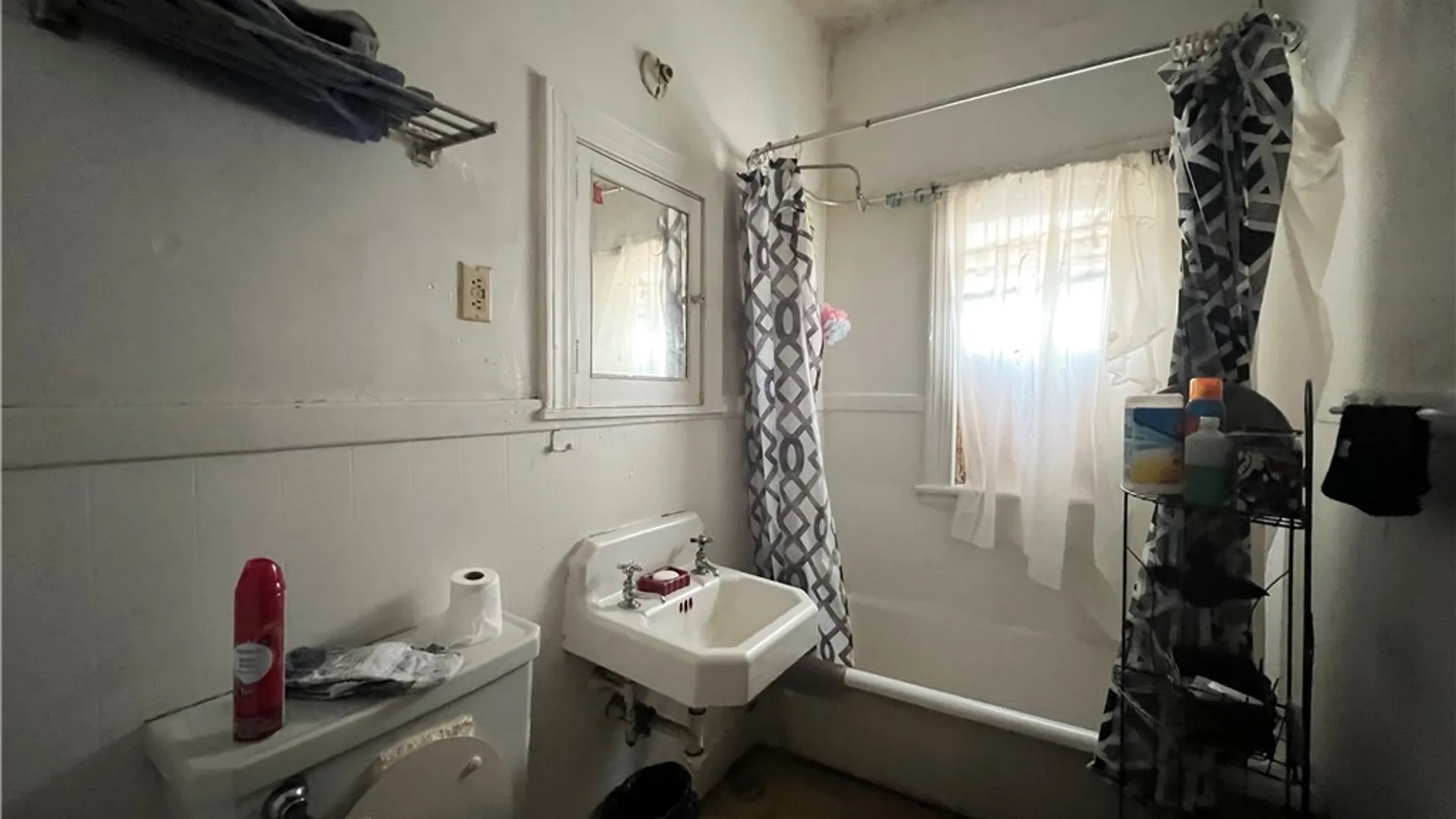 Property at 1593 Broadway, Buffalo, NY 14212 25