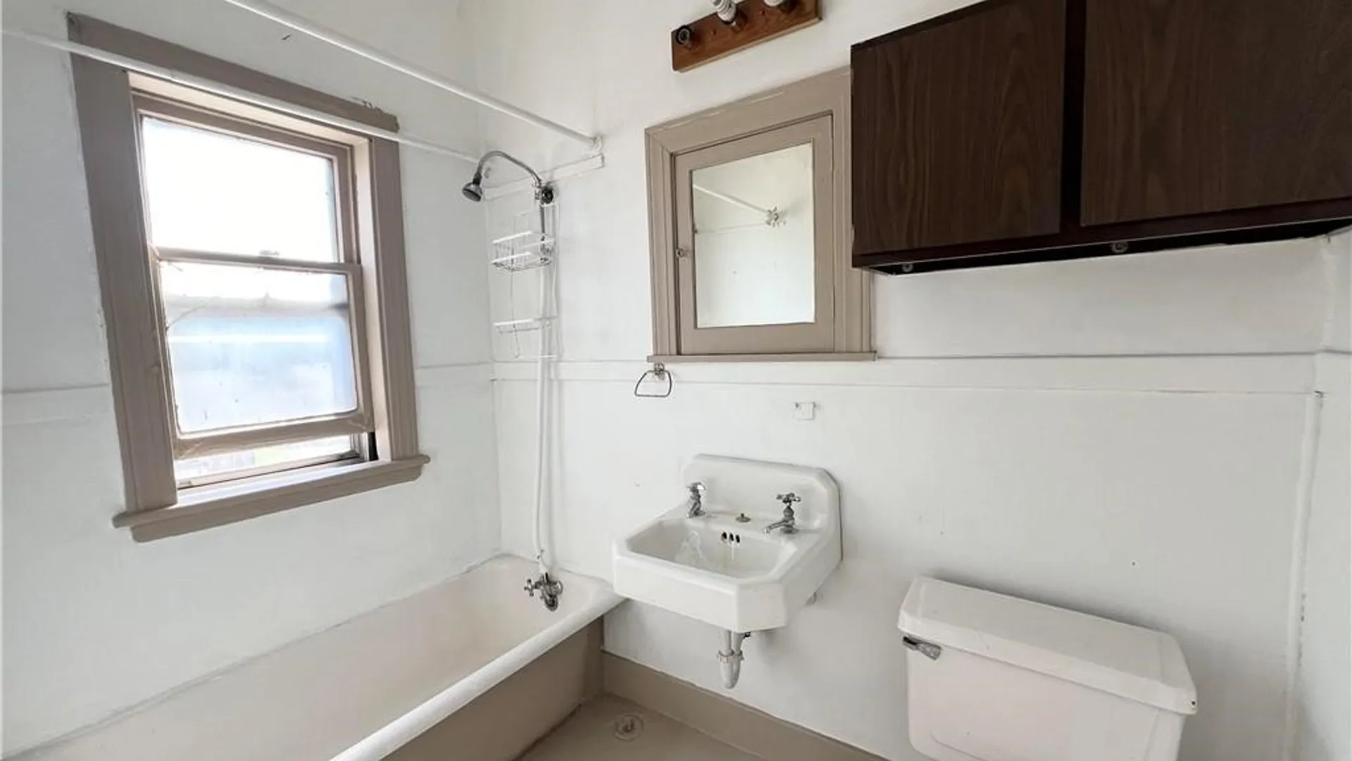 Property at 1593 Broadway, Buffalo, NY 14212 9