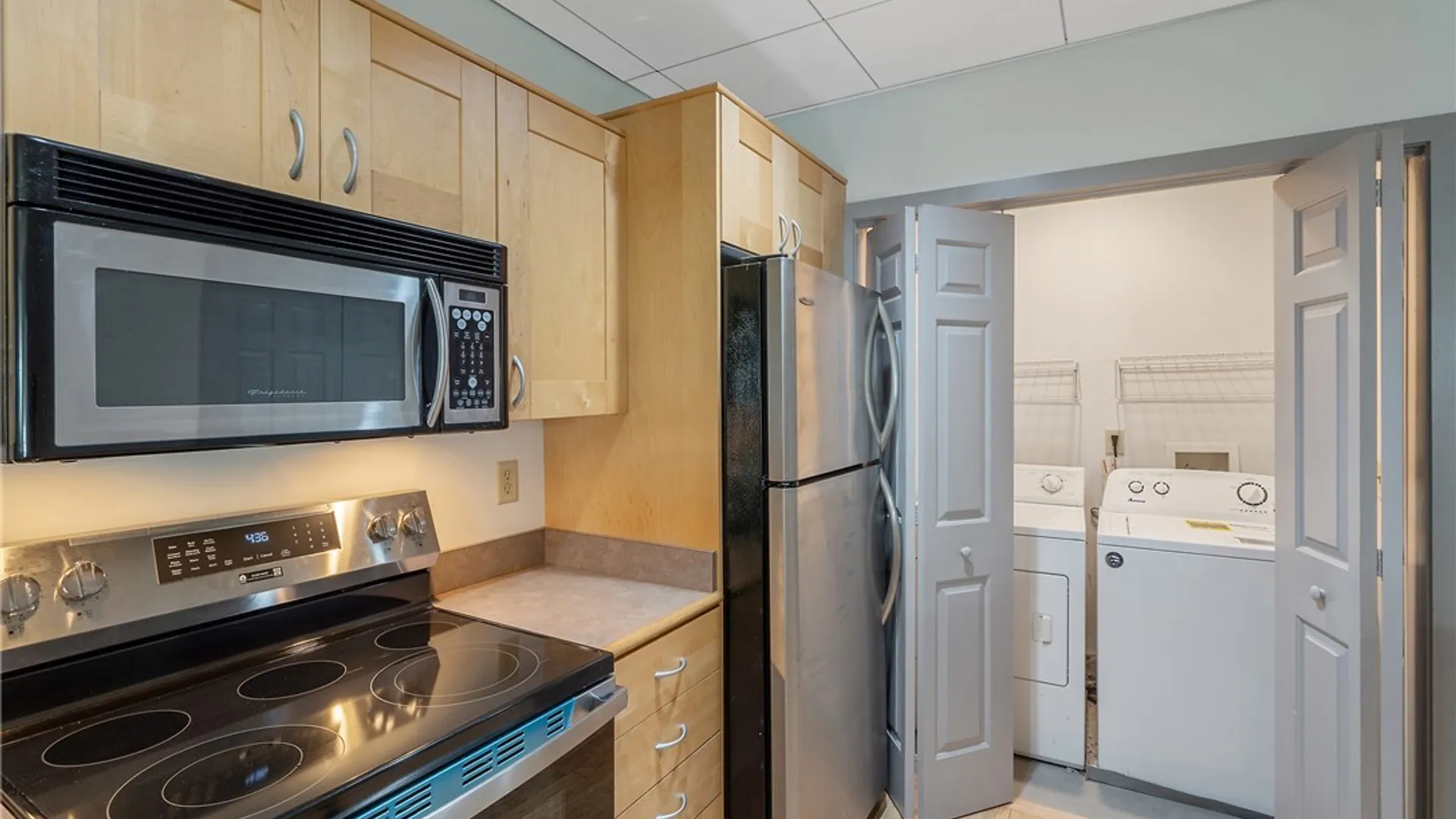 Property at 108 Jefferson Street, Syracuse, NY 13202 6