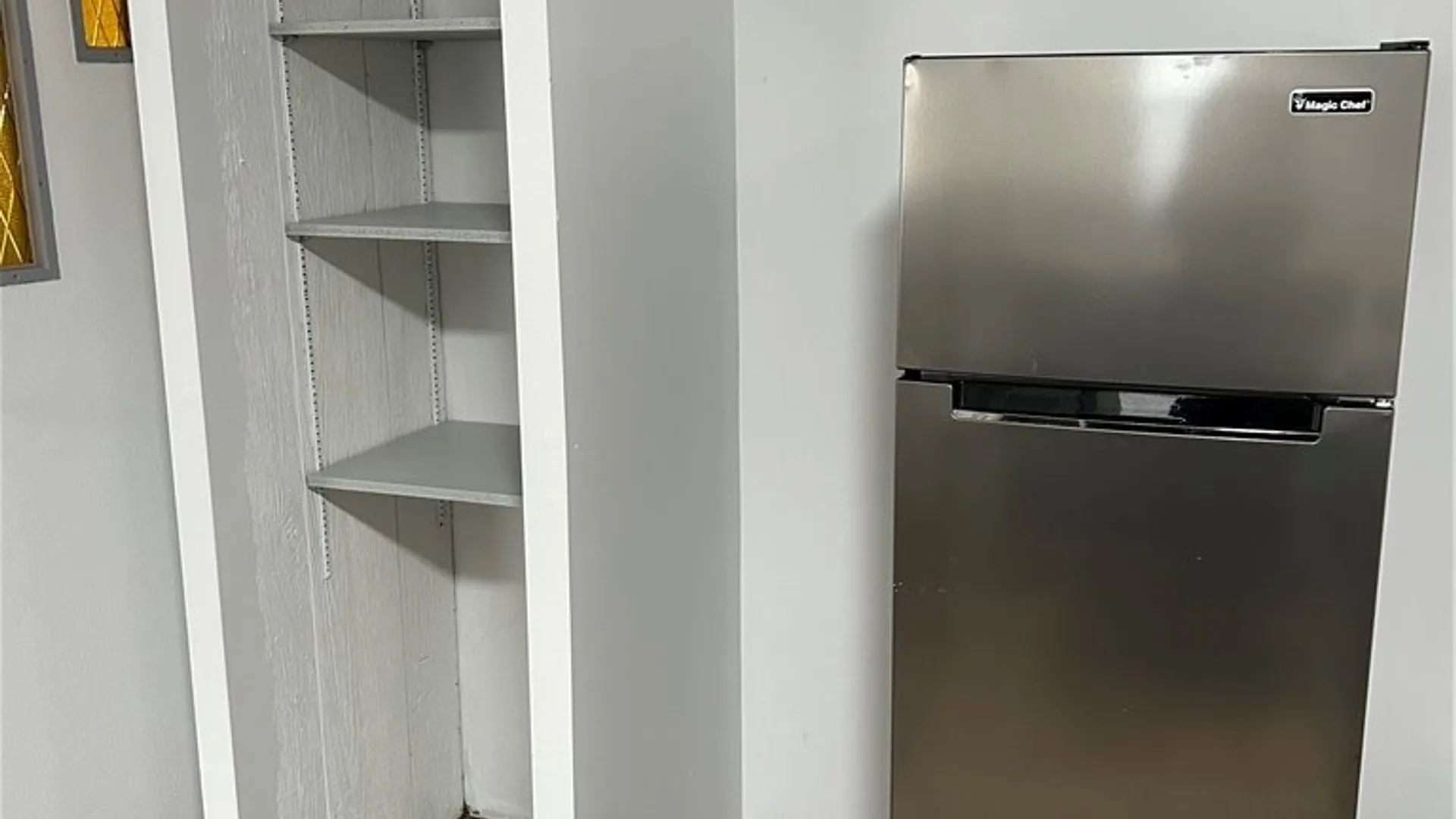 Property at 1072 Creekside Drive, Evans, NY 14047 3