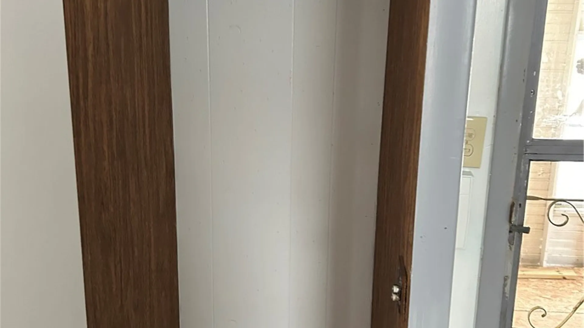 Property at 1072 Creekside Drive, Evans, NY 14047 4