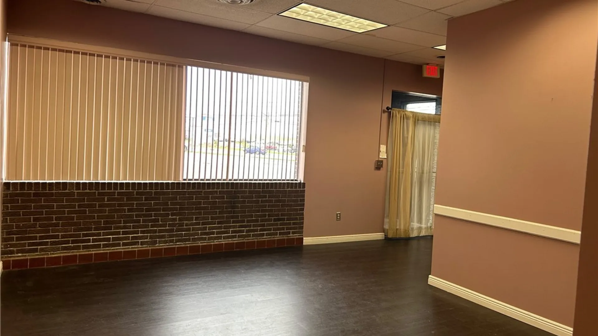 Property at 10158 Niagara Falls Boulevard, Niagara Falls, NY 14304 11