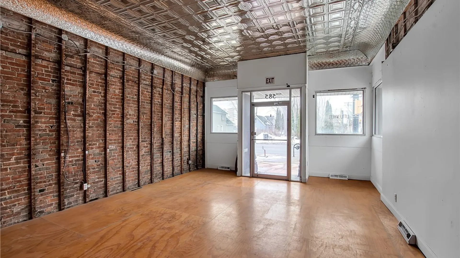 Property at 585 Niagara Street, Buffalo, NY 14201 5