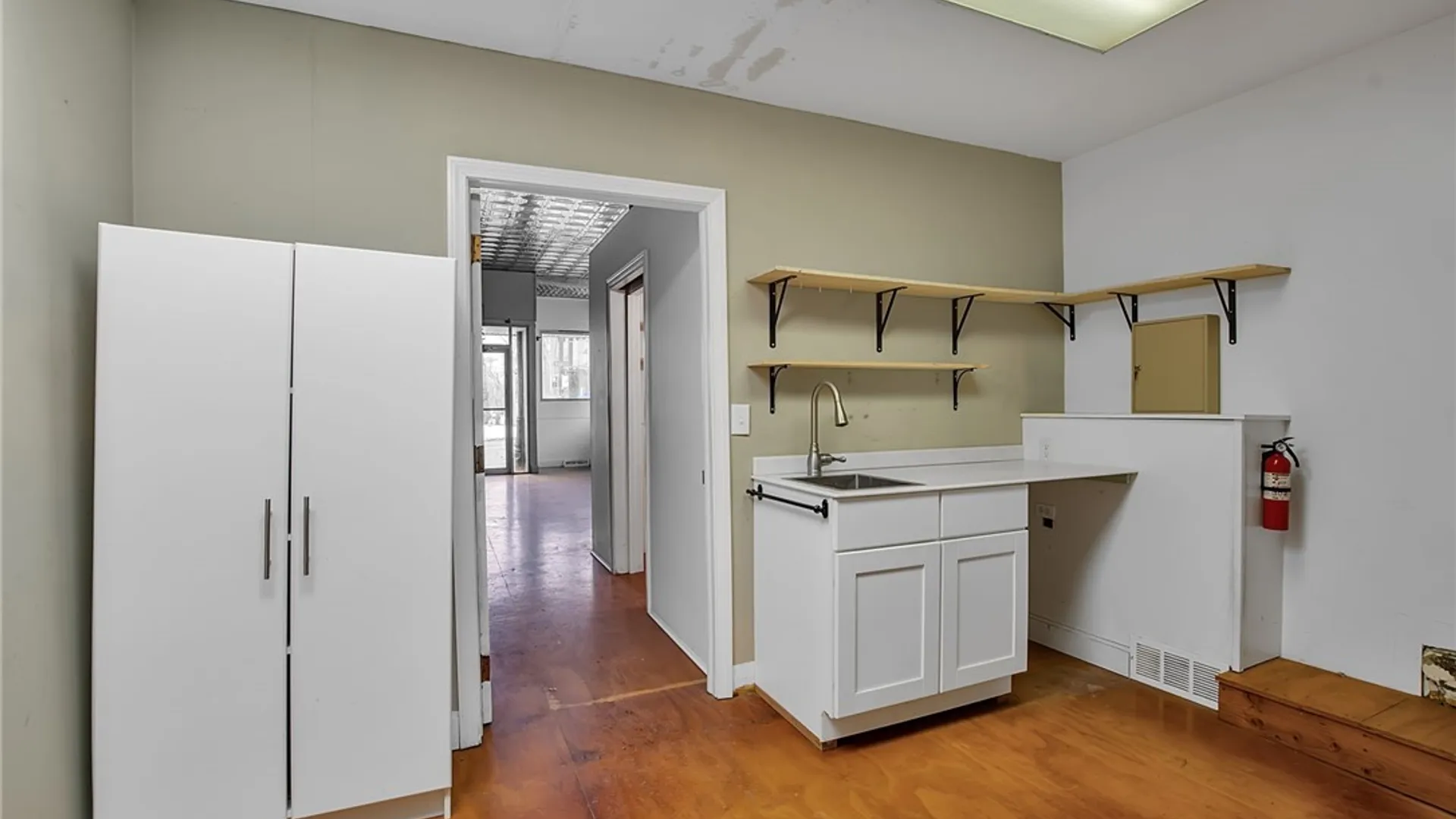 Property at 585 Niagara Street, Buffalo, NY 14201 9