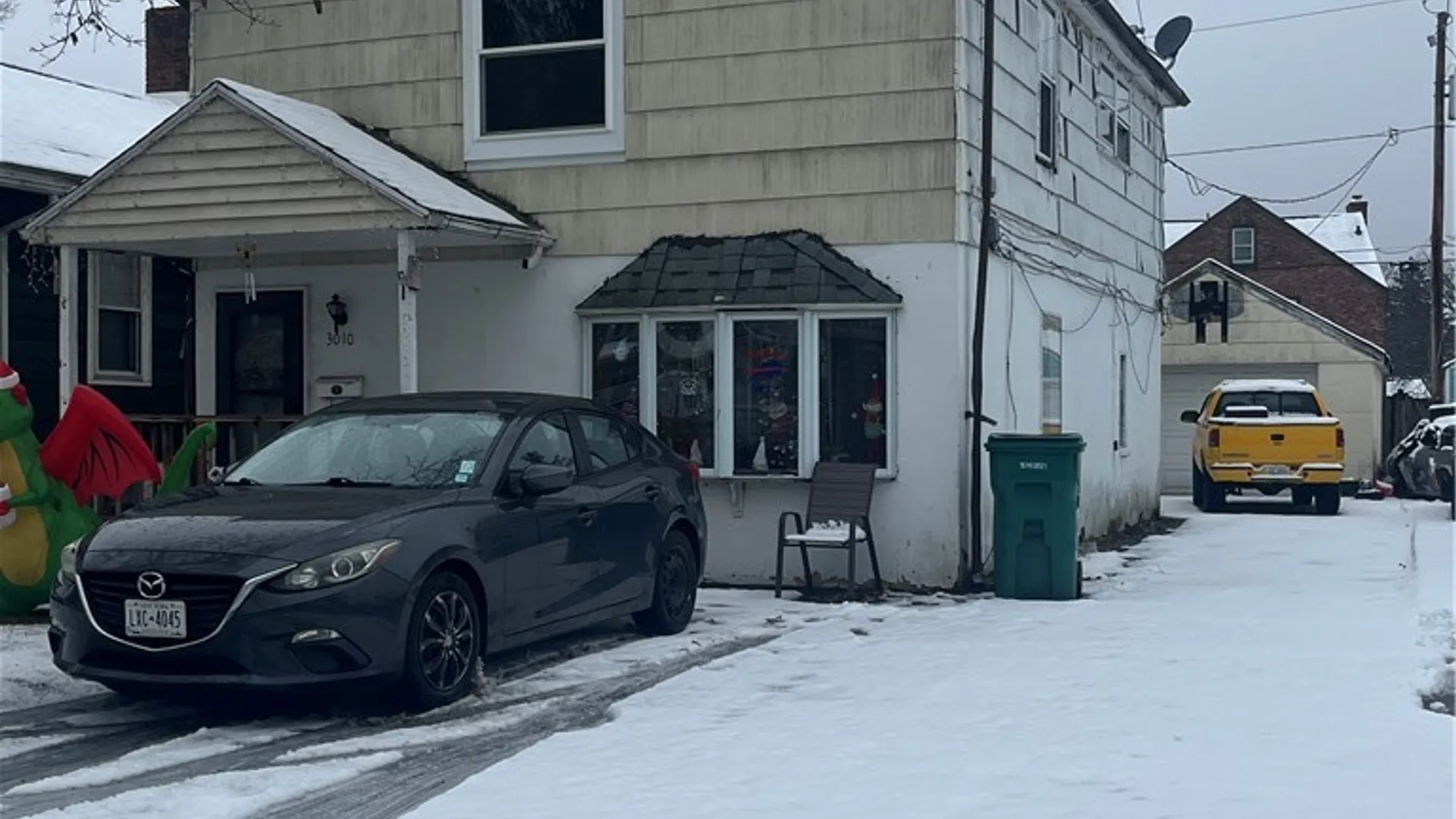 Property at 3010 Mckoon Avenue, Niagara Falls, NY 14305 2