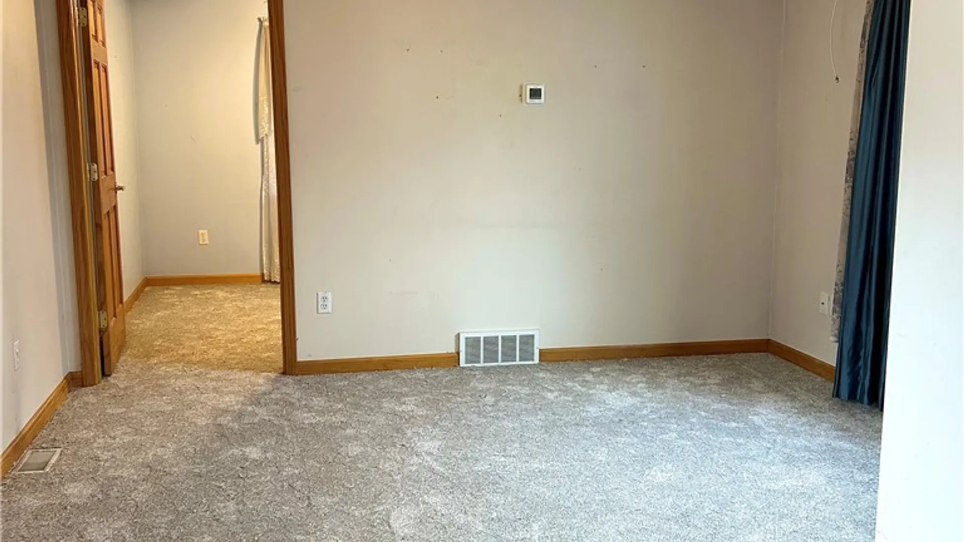 Property at 105 Rondelay Drive, Cheektowaga, NY 14227 26