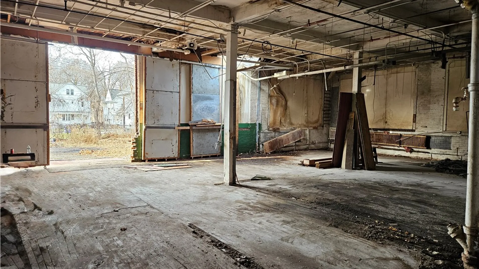 Property at 158 Hollenbeck Street, Rochester, NY 14621 3