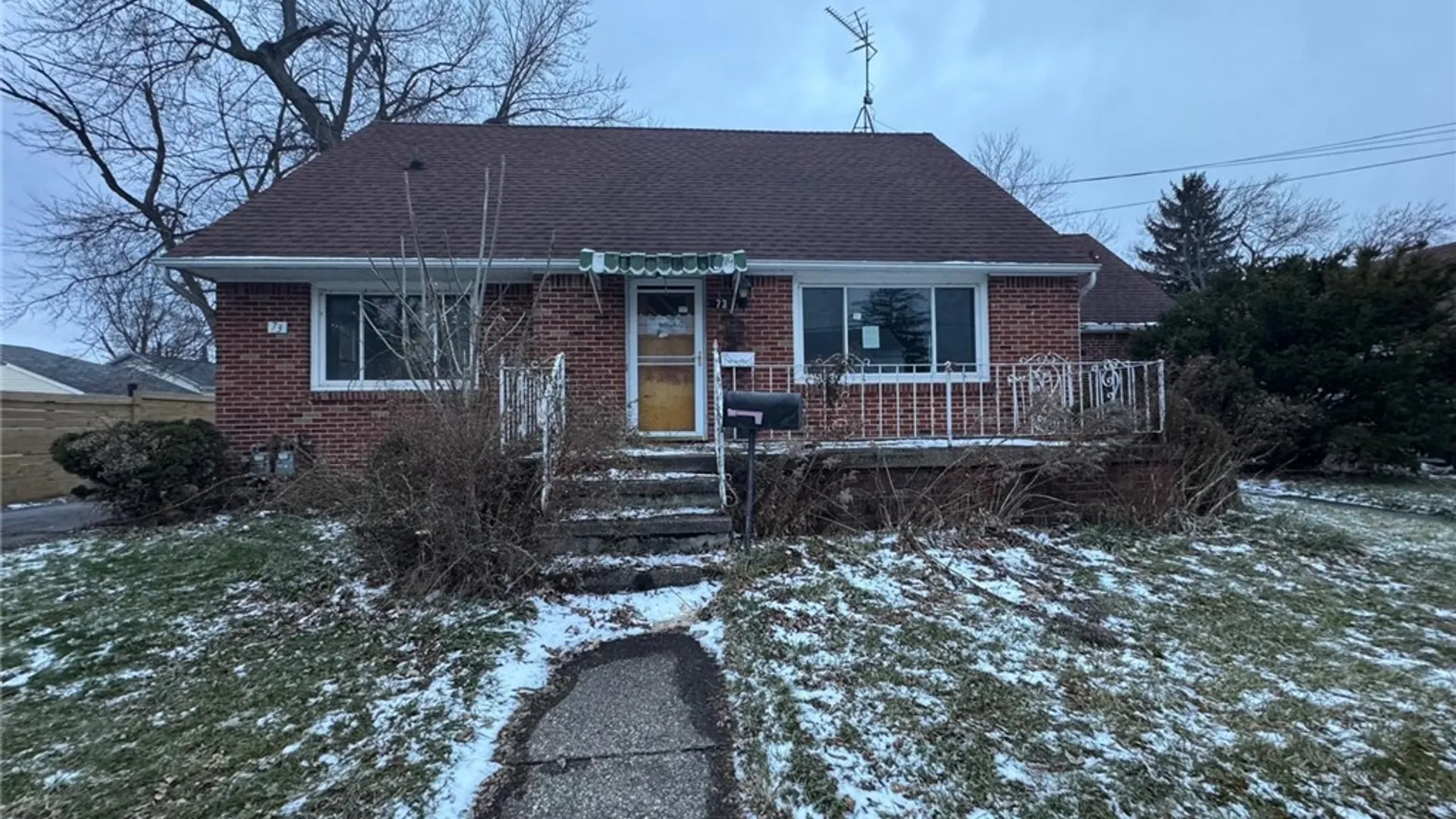 Property at 73 Marlowe Avenue, Hamburg, NY 14219 2