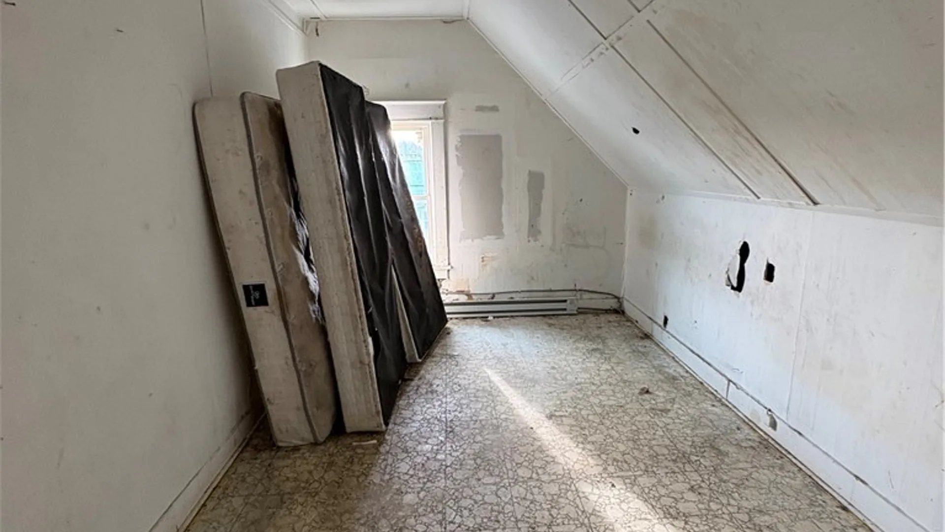 Property at 52 Clifford Street, Buffalo, NY 14210 11