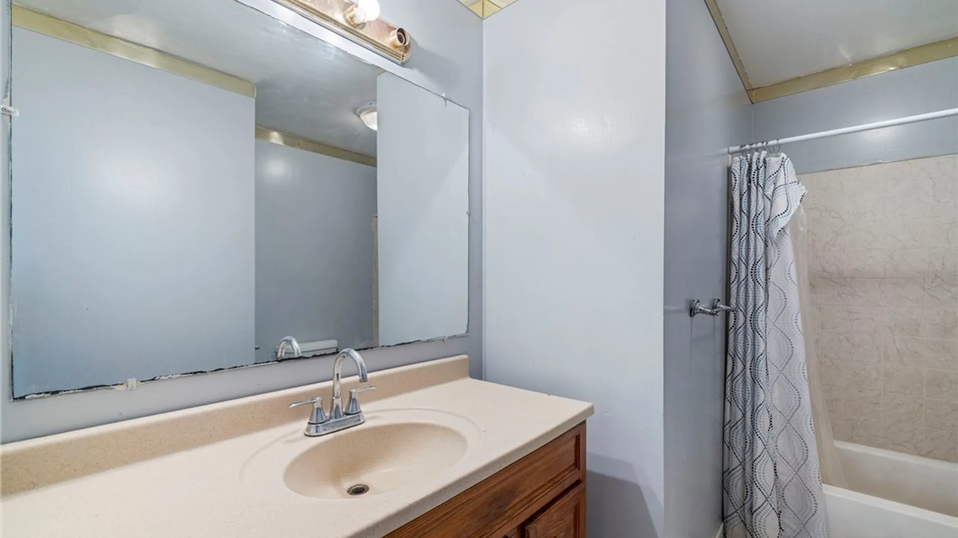 Property at 202 Purdy Street, Buffalo, NY 14208 20