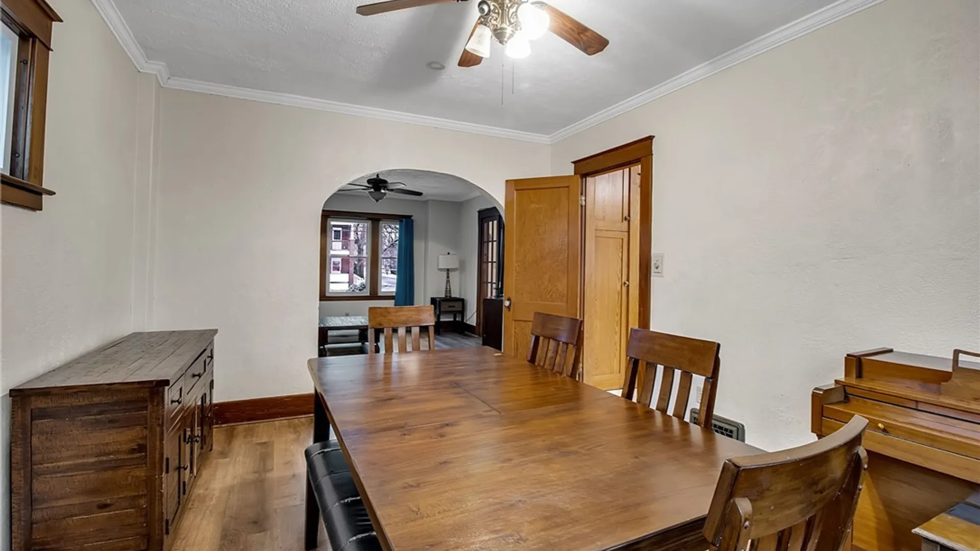 Property at 2261 Grand Ave Avenue, Niagara Falls, NY 14301 10