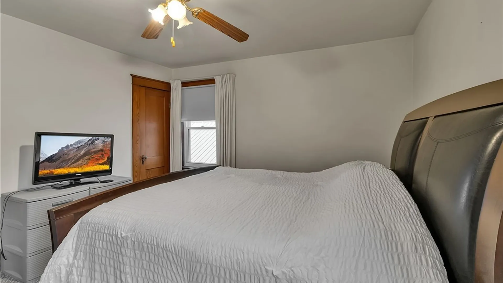 Property at 2261 Grand Ave Avenue, Niagara Falls, NY 14301 21