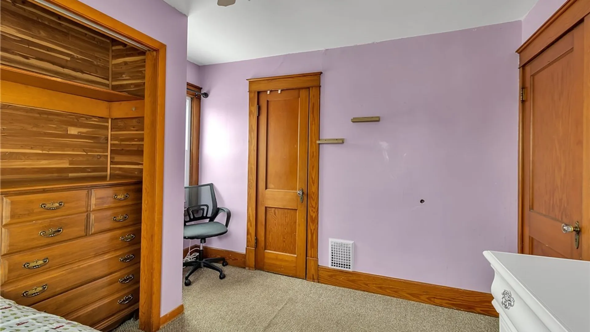 Property at 2261 Grand Ave Avenue, Niagara Falls, NY 14301 25