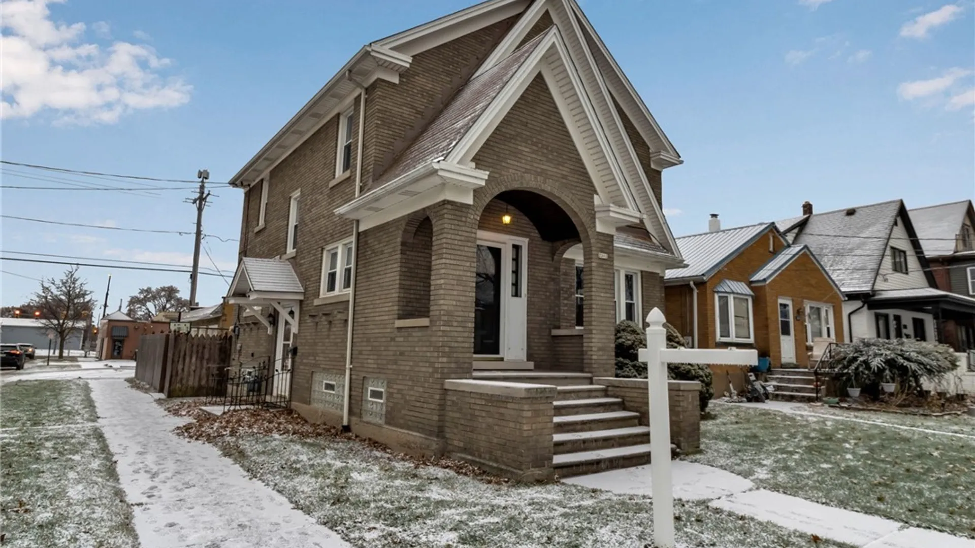 Property at 2261 Grand Ave Avenue, Niagara Falls, NY 14301 3
