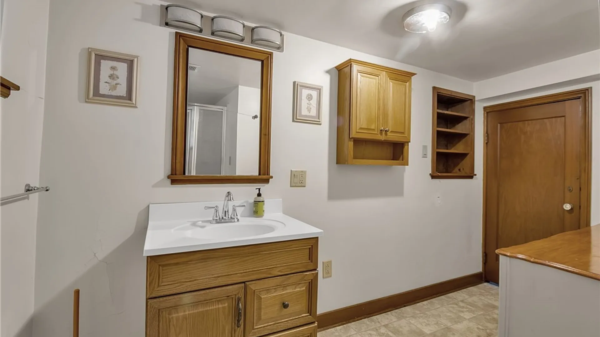 Property at 2261 Grand Ave Avenue, Niagara Falls, NY 14301 33