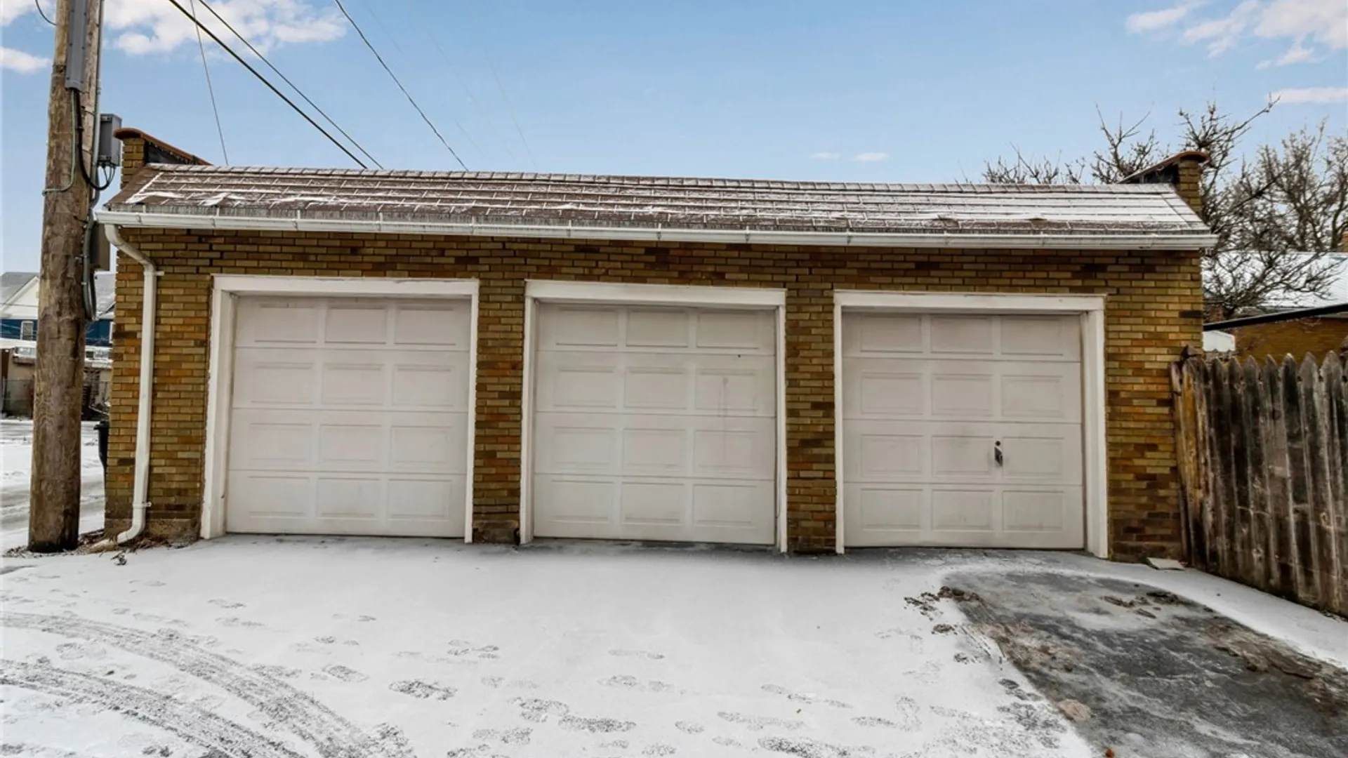 Property at 2261 Grand Ave Avenue, Niagara Falls, NY 14301 36