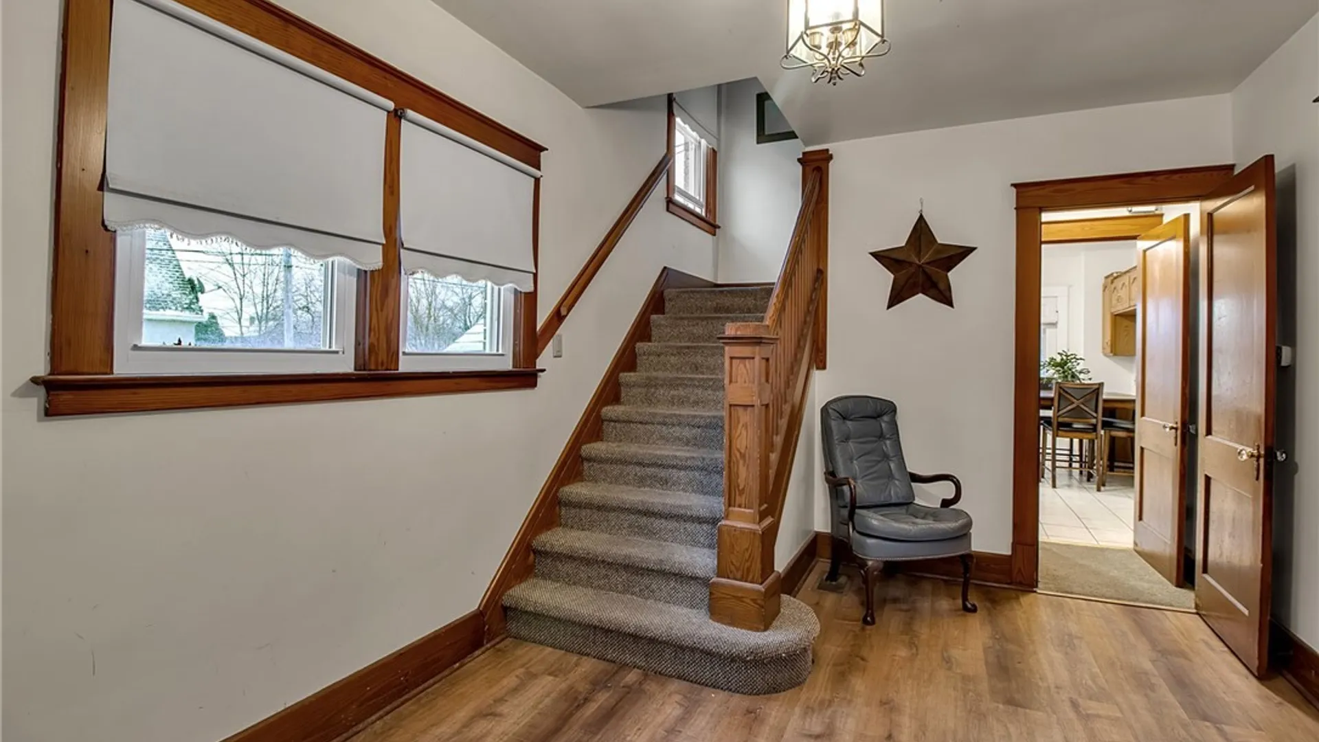 Property at 2261 Grand Ave Avenue, Niagara Falls, NY 14301 6