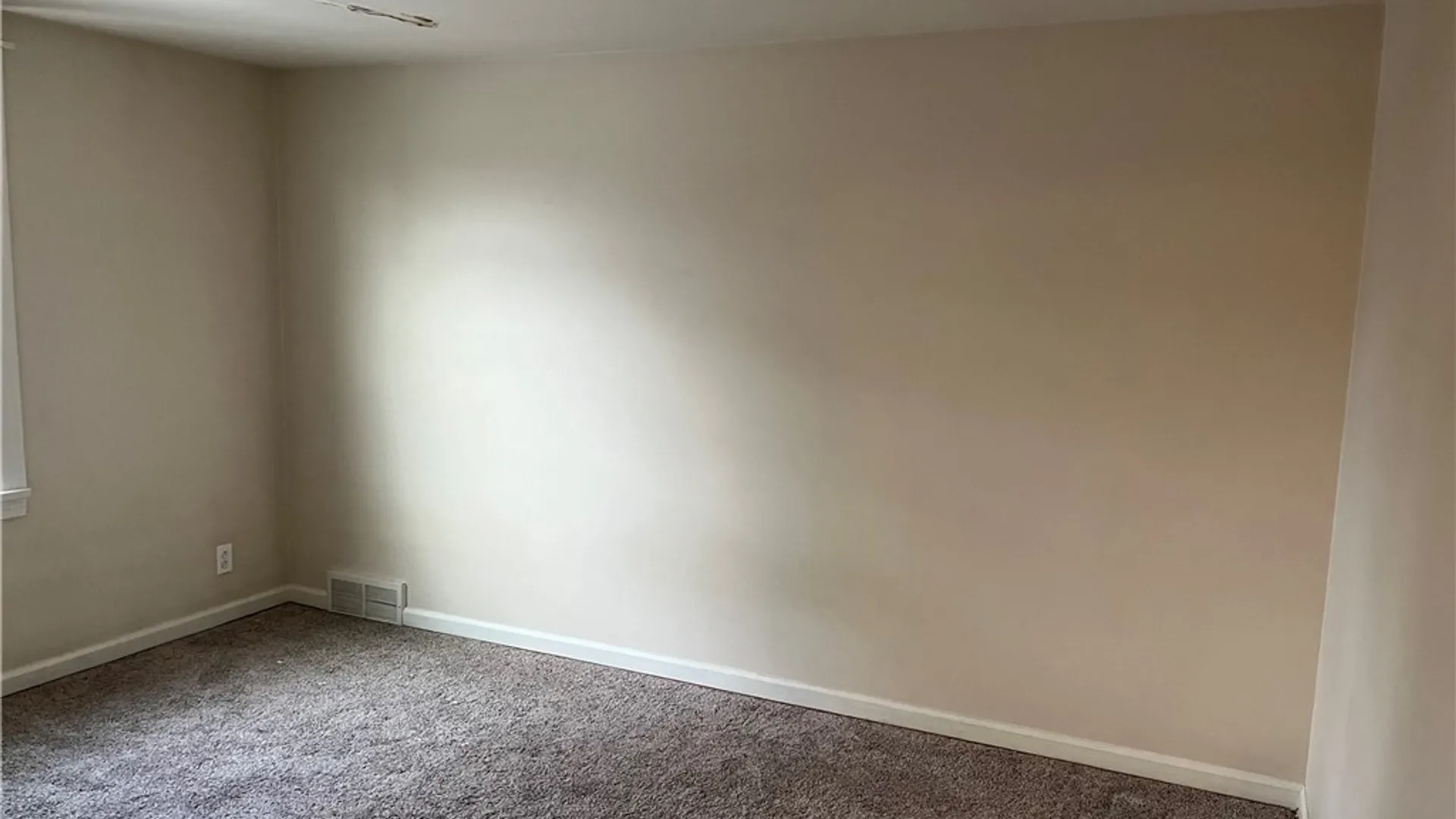 Property at 264 Main Street, Hamburg, NY 14075 17