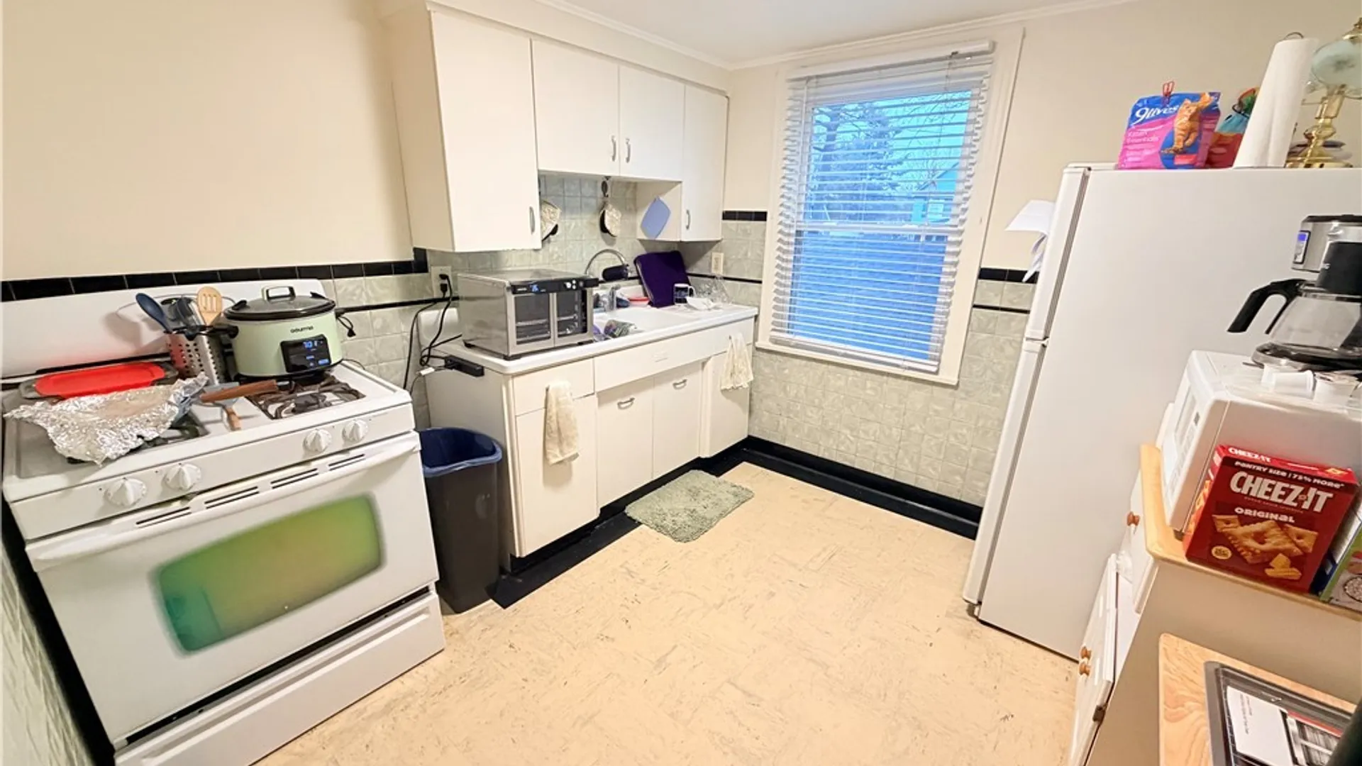 Property at 264 Main Street, Hamburg, NY 14075 2