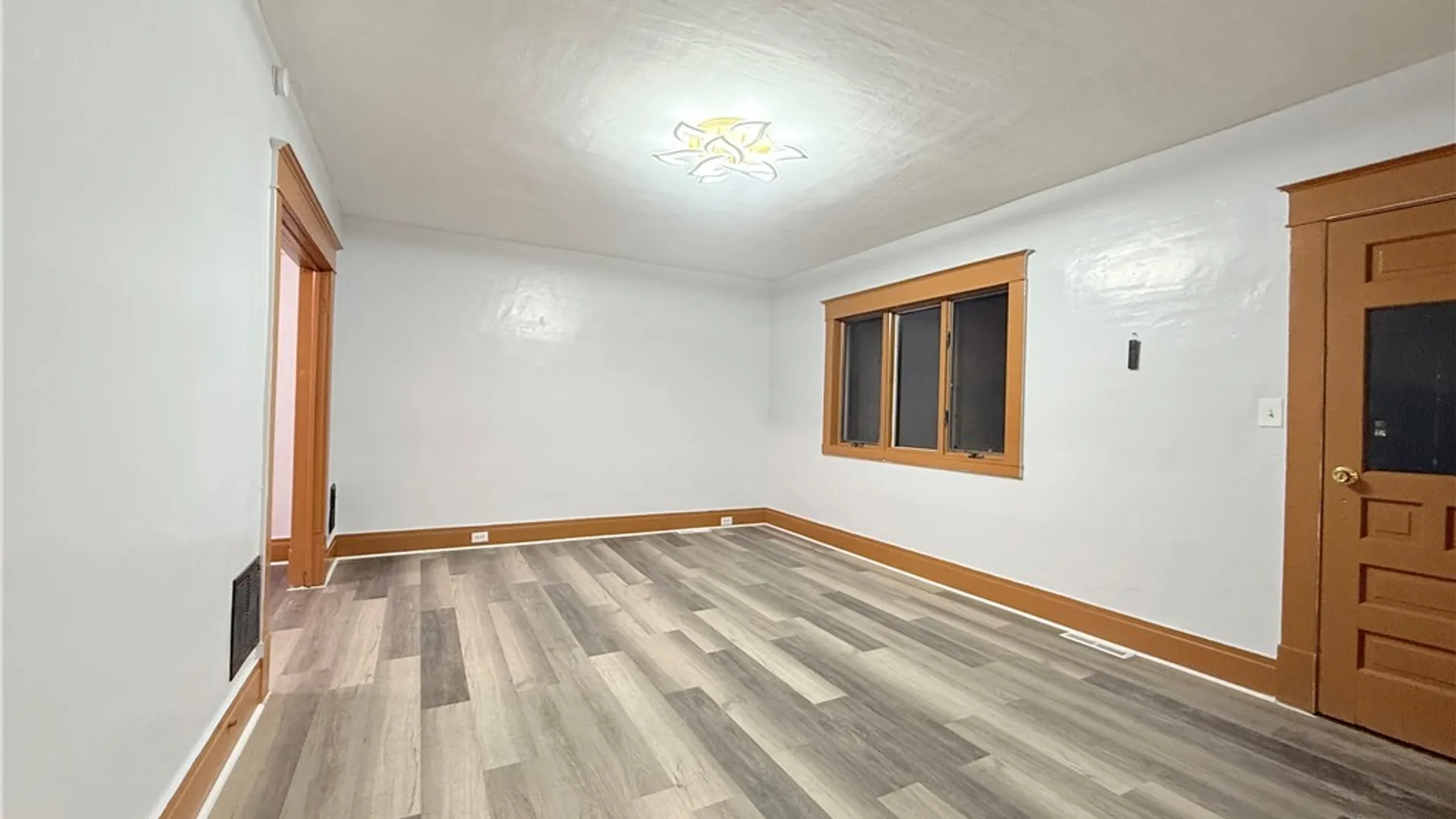 Property at 111 Dempster Street, Buffalo, NY 14206 3