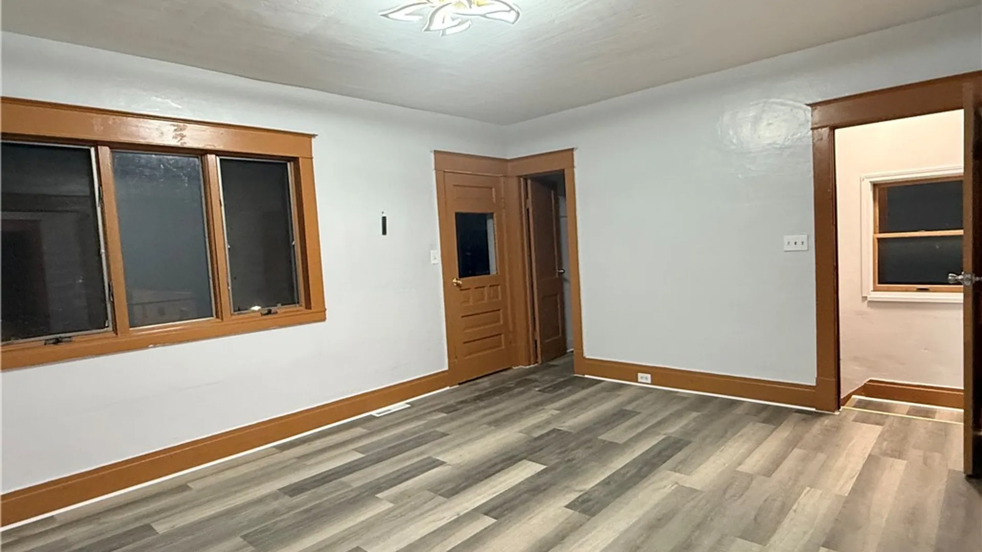 Property at 111 Dempster Street, Buffalo, NY 14206 7