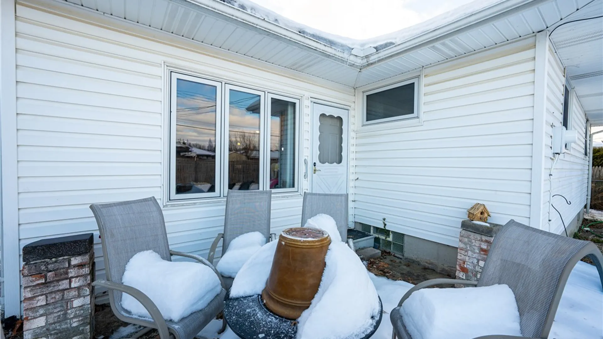 Property at 16 Oakwood Drive, Cheektowaga, NY 14227 47