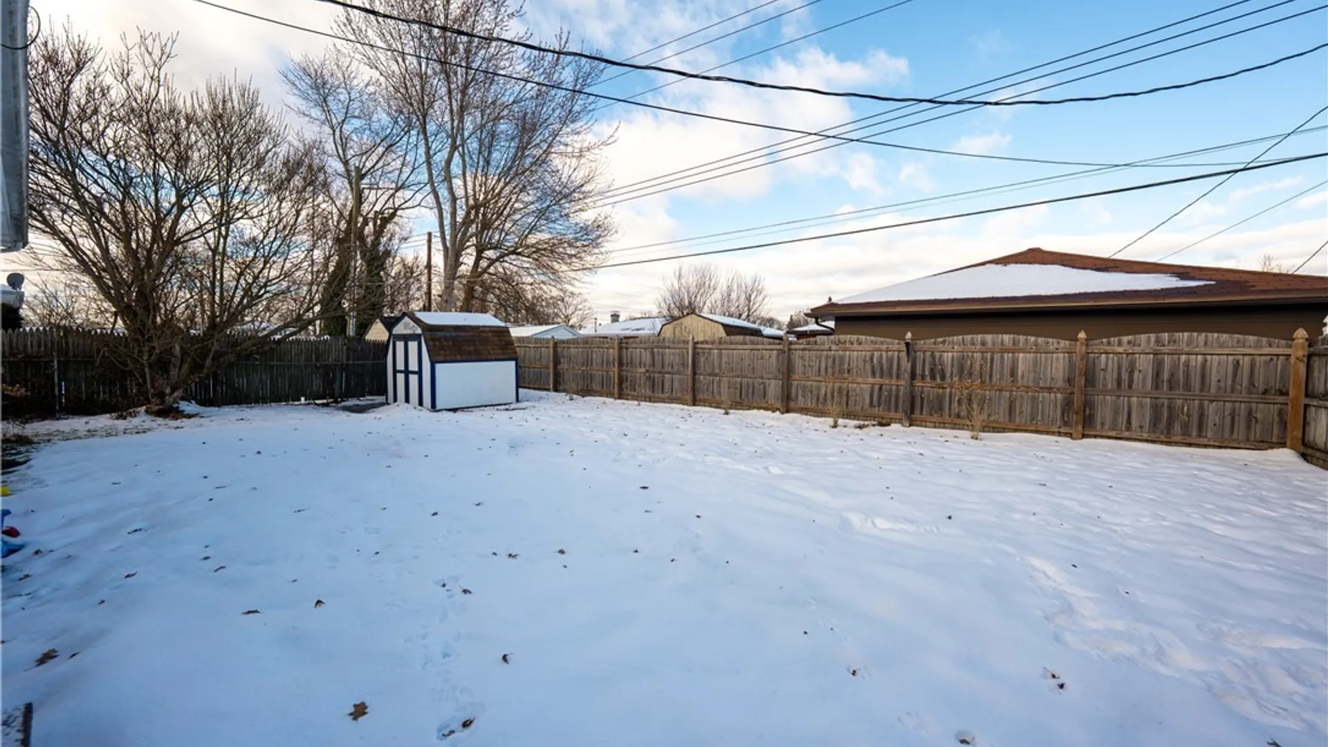 Property at 16 Oakwood Drive, Cheektowaga, NY 14227 48