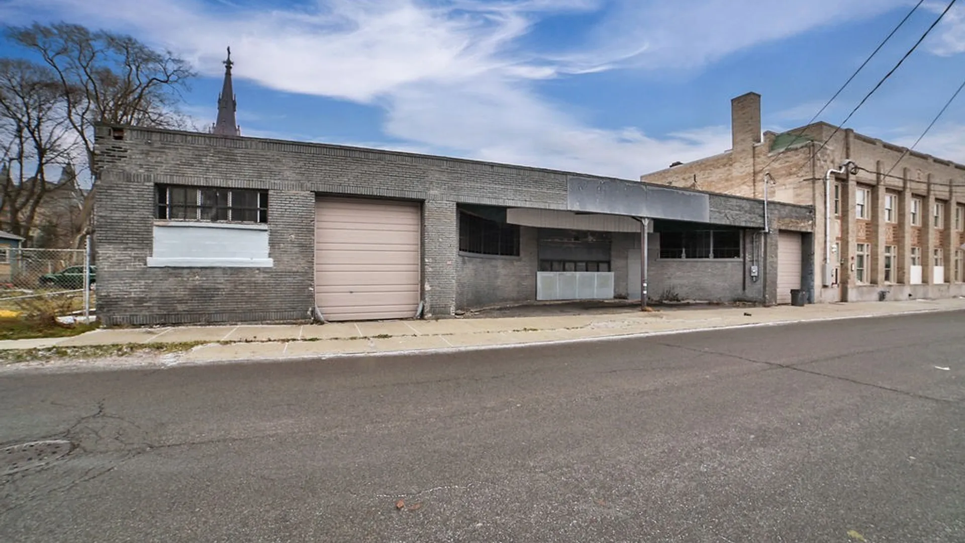 Property at 898 Genesee Street, Buffalo, NY 14211 3