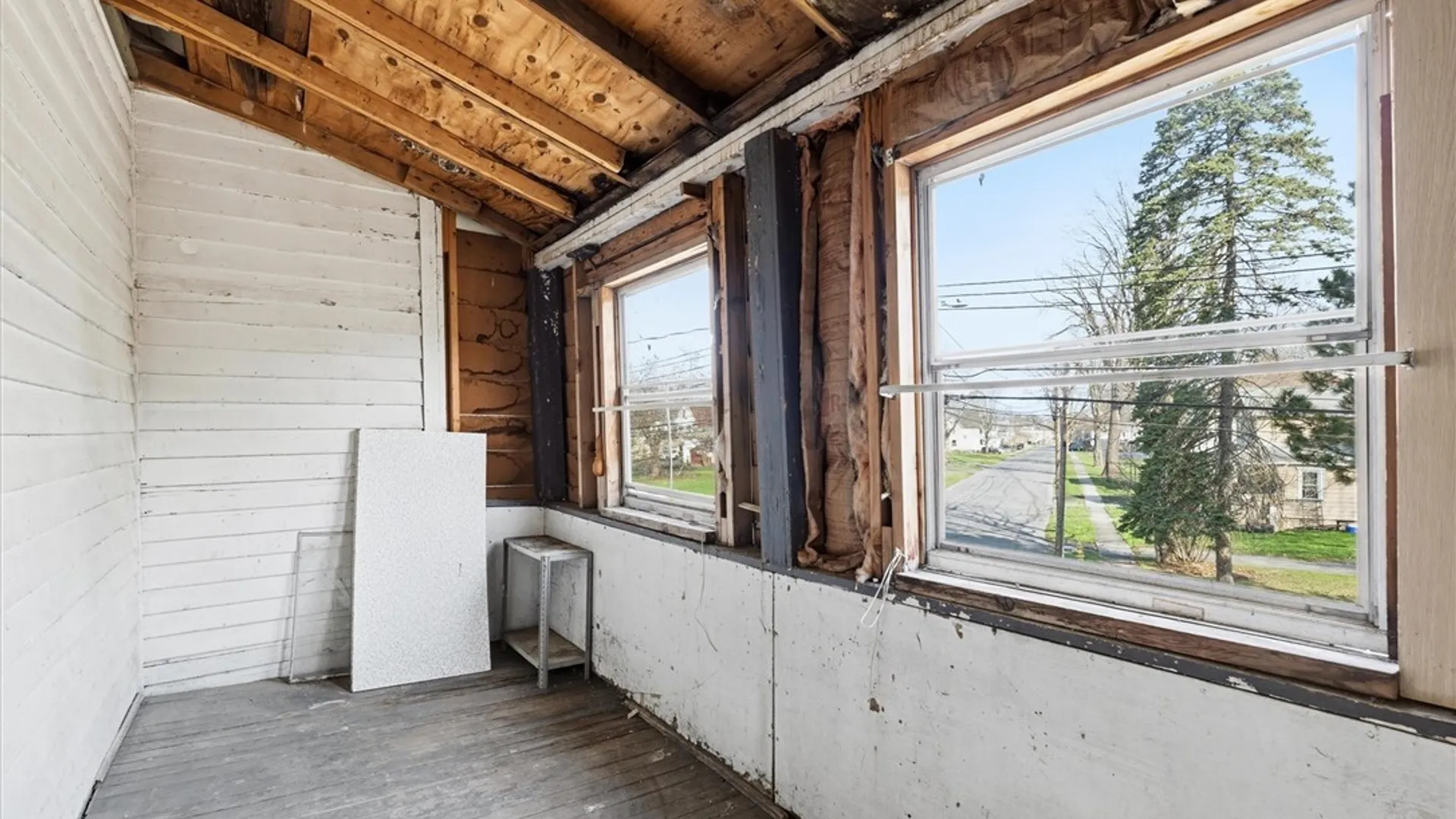 Property at 16 Aspen Street, Auburn, NY 13021 21