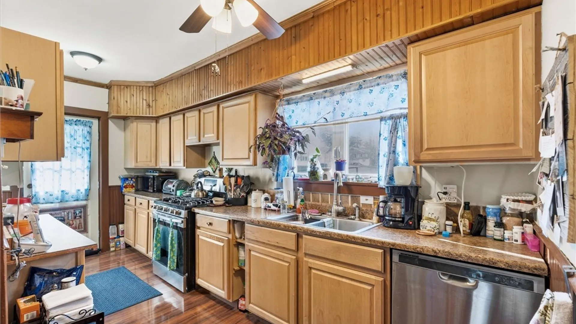 Property at 16 Aspen Street, Auburn, NY 13021 8