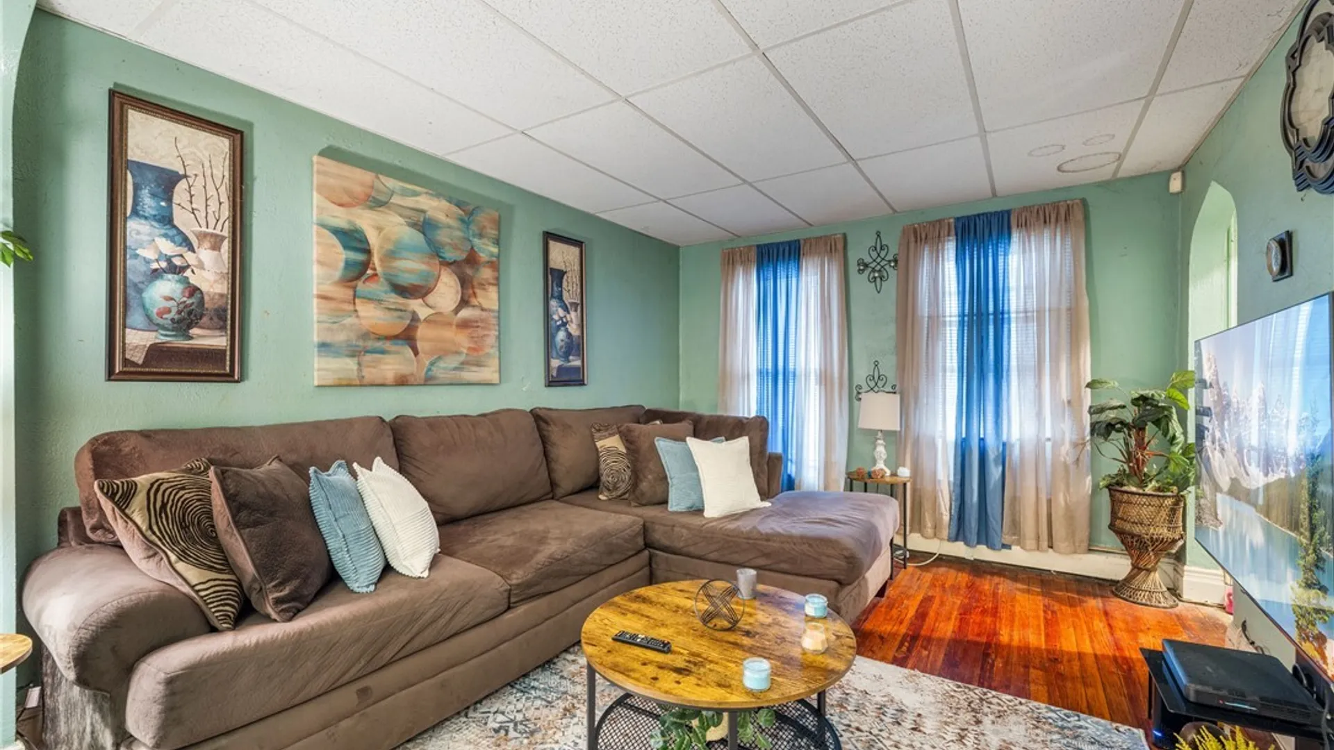 Property at 106 Humason Avenue, Buffalo, NY 14211 5
