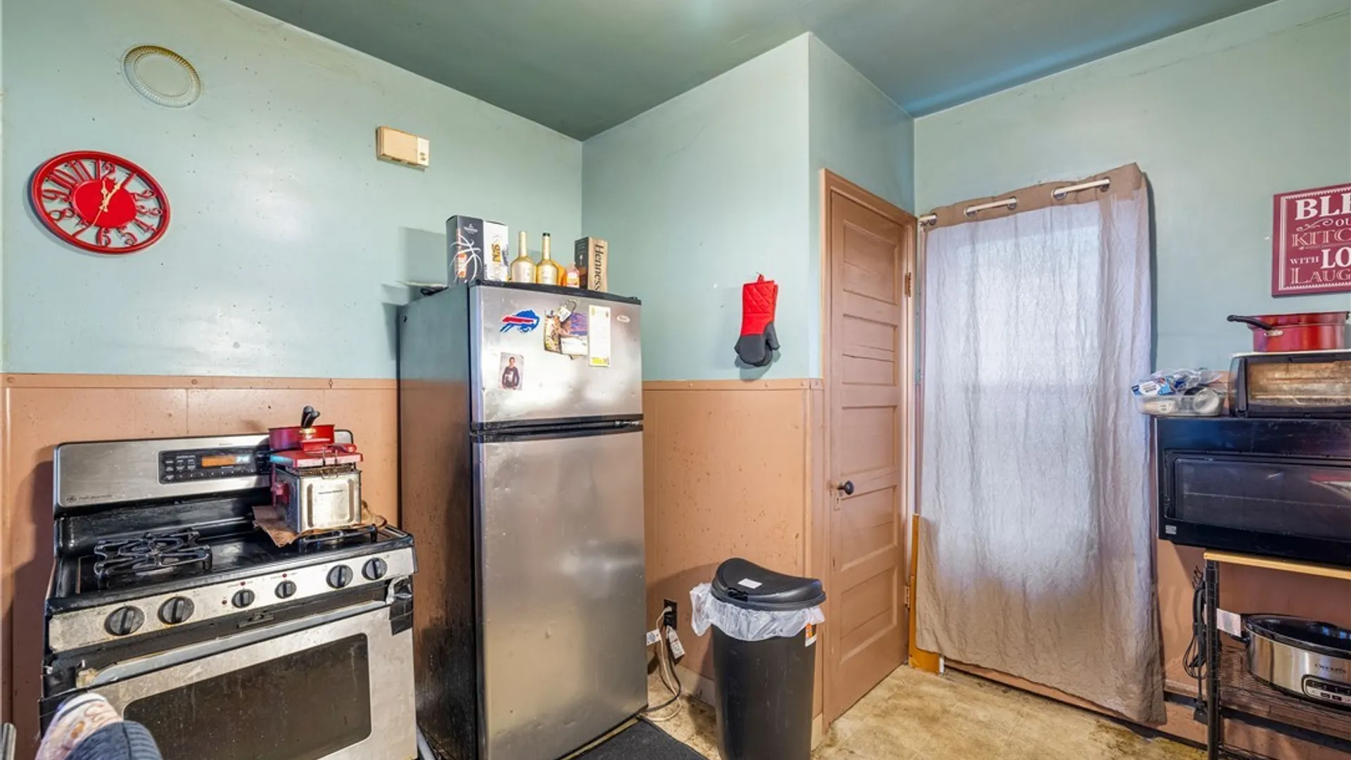 Property at 106 Humason Avenue, Buffalo, NY 14211 8