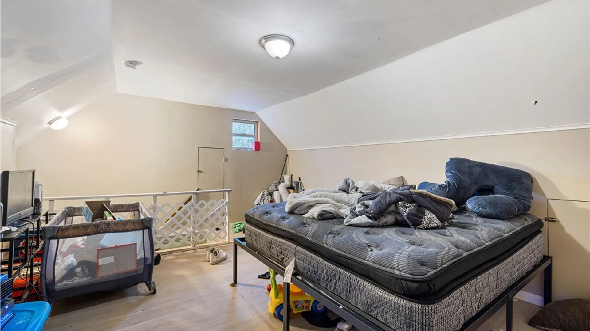 Property at 136 Humason Avenue, Buffalo, NY 14211 15