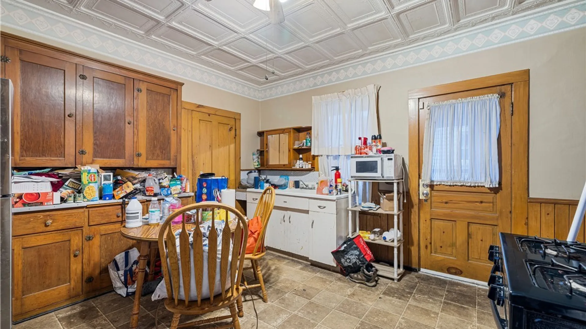 Property at 136 Humason Avenue, Buffalo, NY 14211 6