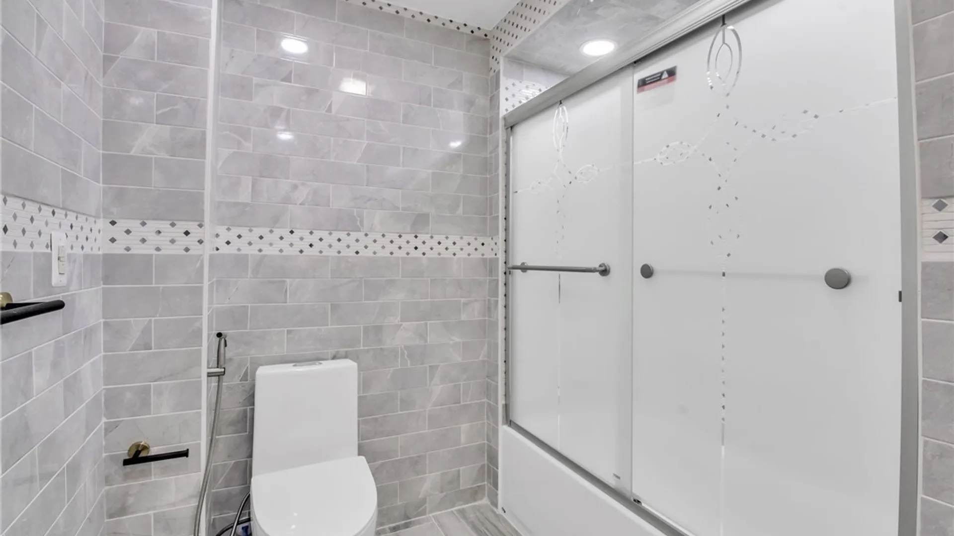 Property at 157 Davidson Avenue, Buffalo, NY 14215 19