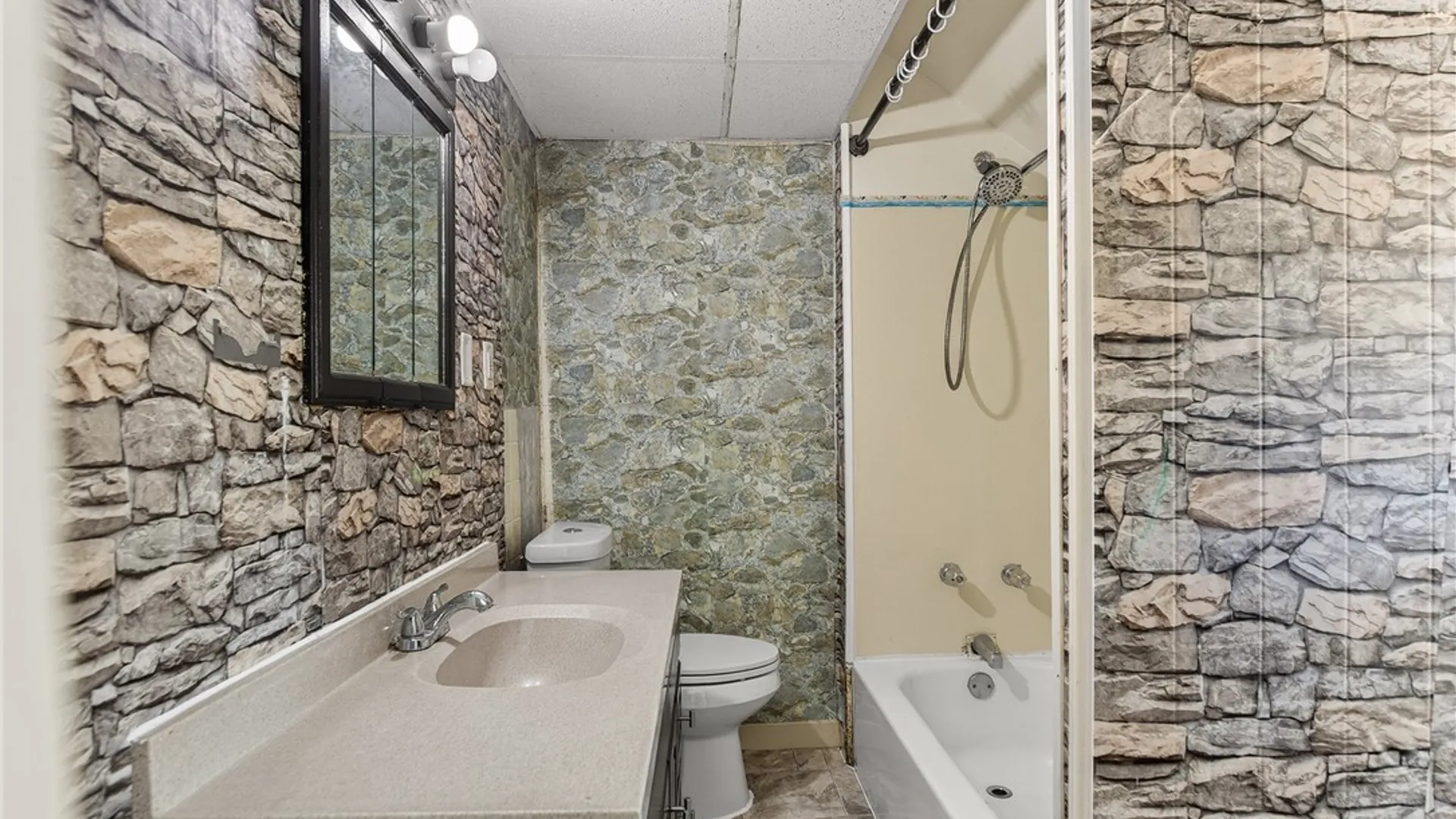 Property at 157 Davidson Avenue, Buffalo, NY 14215 22