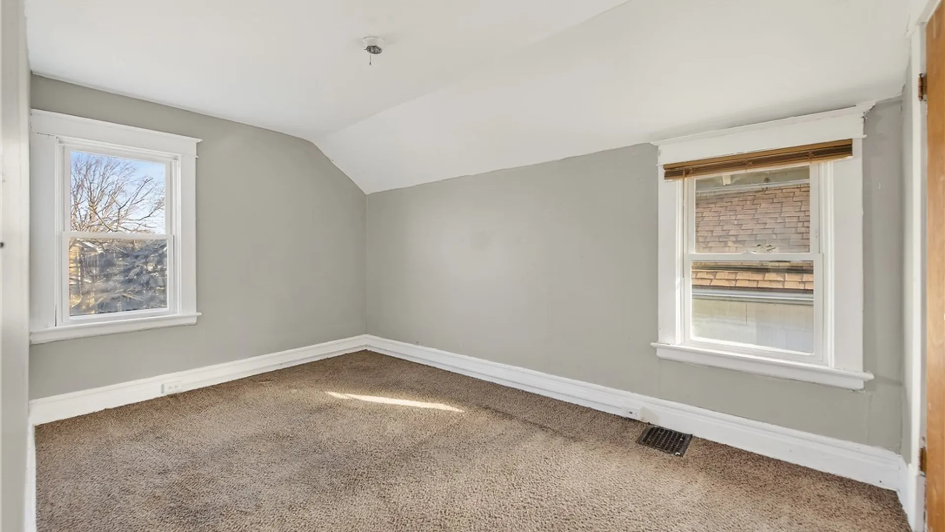 Property at 157 Davidson Avenue, Buffalo, NY 14215 28