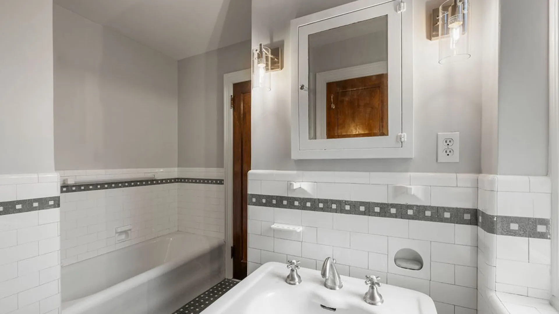 Property at 4090 Lower River Road, Lewiston, NY 14174 33